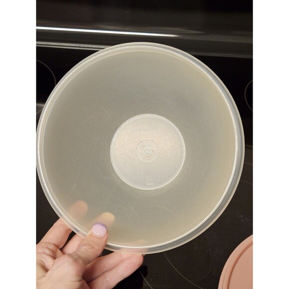 Vintage Tupperware Wonderlier Sheer Bowl #236-17 w/ Pink lid # 229-5 - Picture 5 of 8